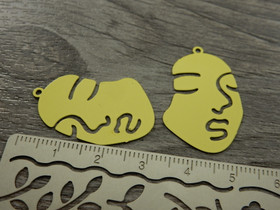 Kasvotriipus, 29x20mm, keltainen, 1kpl