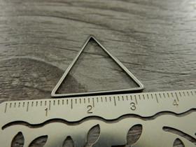 Linkki kolmio, 20x23x0.9mm, umpi, rst, 1kpl
