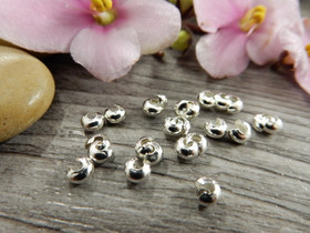 Päällyshelmi, 3mm, kirkashopea, 20kpl