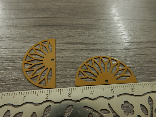 Puoliympyräriipus, 31x17mm, okra, 1kpl