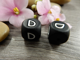Kirjainhelmi D, 12mm, musta, 1kpl