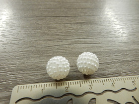 Akryylihelmi vadelma, 10mm, valkoinen, 20kpl