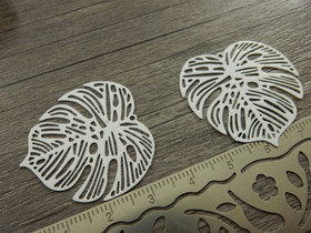 Lehtiriipus, 32x32mm, valkoinen, 1kpl