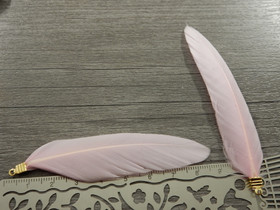 Hanhen sulka/höyhen, n.7cm, vaaleanpunainen/kulta 1kpl