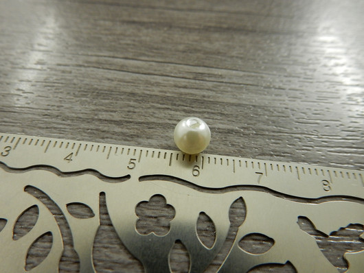 Akryylihelmi, 6mm, luonnonvalkoinen, 20kpl
