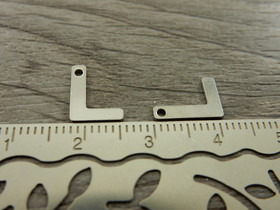 L-kirjainriipus, 11x9mm, rst, 1kpl