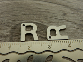 R-kirjainriipus, 11x9mm, rst, 1kpl