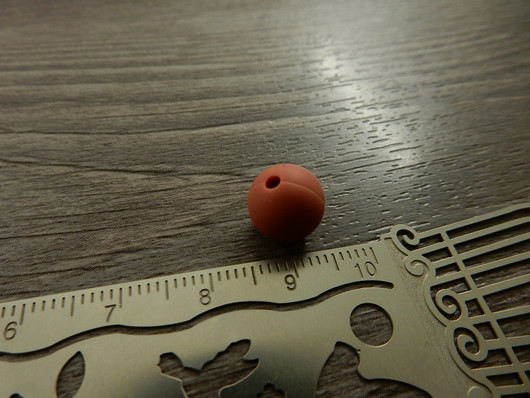 Silikonihelmi, 9mm, marjapuuro, 1kpl