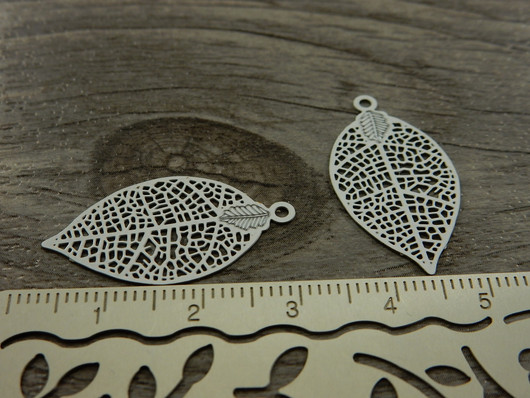 Lehtiriipus, 28x15mm, valkoinen, 1kpl