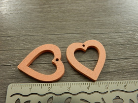 Puuriipus sydän, 25x23mm, persikka, 1kpl