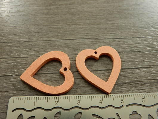 Puuriipus sydän, 25x23mm, persikka, 1kpl