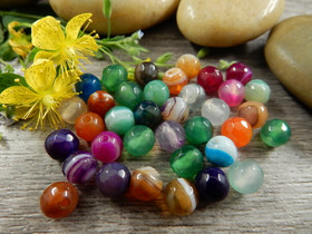 Kivihelmi fasetoitu akaatti, 6mm, mixsetti, 20kpl