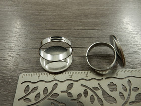 Sormuspohja säädettävä, n.17mm, 20mm kapussille, rst, 1kpl