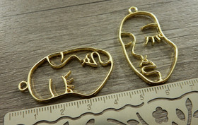 Kasvotriipus, 38x24mm, kulta, 1kpl