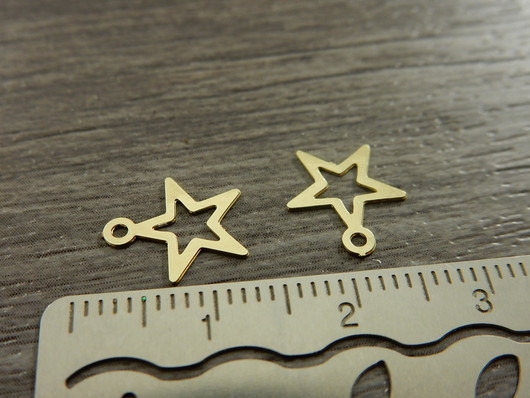 Tähtiriipus, 11x10mm, kulta, 1kpl