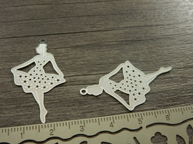 Tyttöriipus, 39x28mm, kirkashopea, 1kpl