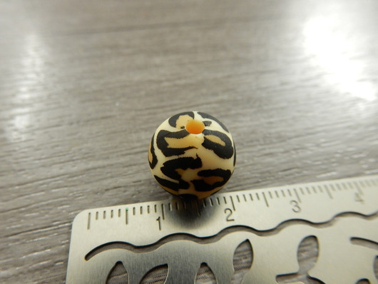Silikonihelmi eläinkuvio, 12mm, beige, 1kpl
