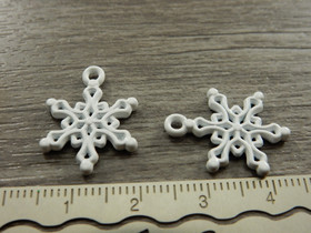 Lumihiutaleriipus, 20x15mm, valkoinen, 1kpl 