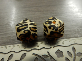 Silikonihelmi hexagon eläinkuvio, 14mm, beige , 1kpl