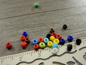 Lasihelmi värikäs, 3mm, mixsetti, n.250kpl