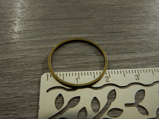 Linkki ympyrä, 20x0.7x0.6mm, umpi, pronssi, 1kpl