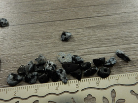 Kivisiruhelmi lumihiutaleobsidiaani, 3-14mm, moniväri, 20kpl