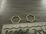 Linkki hexagon, 13.5x12x0.8mm, umpi, rst/kulta, 10kpl