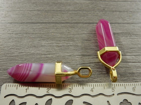 Kristalliriipus raita-akaatti, 38x12mm, kulta/pinkki, 1kpl