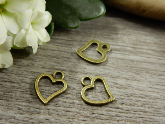 Sydänriipus, 10x18mm, pronssi, 1kpl