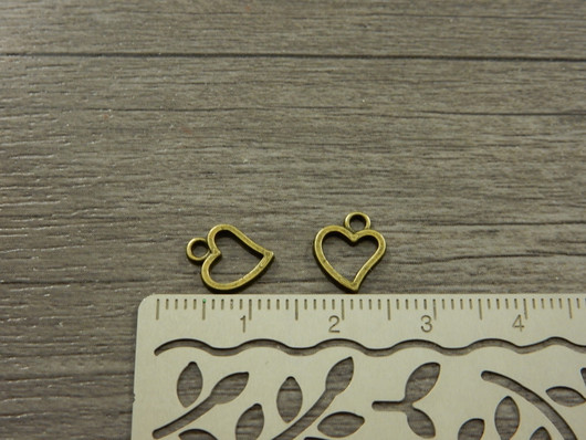 Sydänriipus, 10x18mm, pronssi, 1kpl