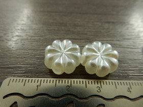 Akryylihelmi kukka, 13mm, valkoinen, 10kpl