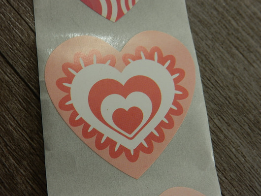 Sydän tarra, 38mm, moniväri, 10kpl