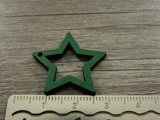 Puuriipus tähti, 24x25mm, vihreä, 1kpl