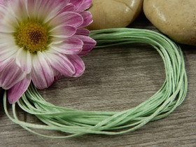 Vahattu nauha, 0.8mm, vaaleanvihreä, 1m