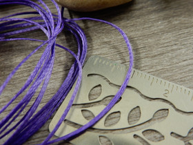 Vahattu nauha, 0.8mm, tummanliila, 1m