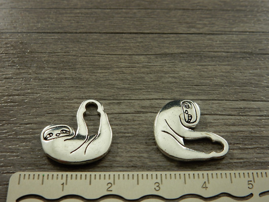Laiskiainenriipus, 17x16mm, kromi, 1kpl