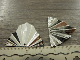 Kolmioriipus, 29x22mm, kromi, 1kpl