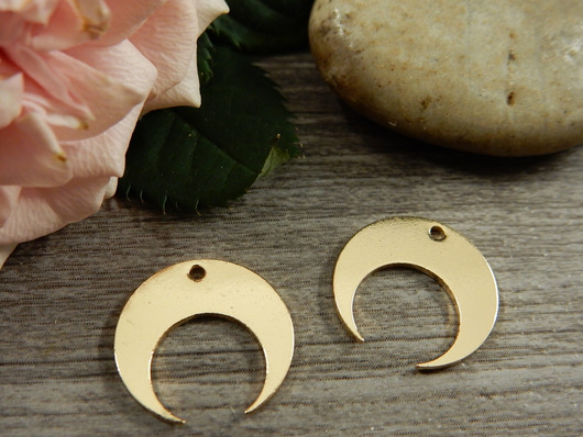 Kuuriipus, 14x14mm, vaaleakulta, 1kpl