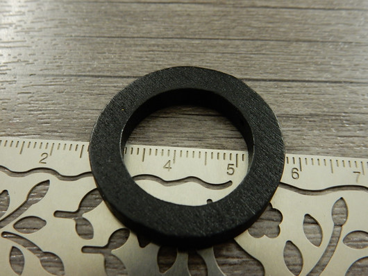 Puuriipus ympyrä, 30mm, musta, 1kpl