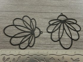 Kukkariipus, 45x41mm, musta, 1kpl