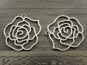 Kukkariipus, 42x41mm, kromi, 1kpl