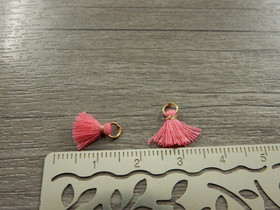 Tasseliriipus, 10mm, pinkki, 1kpl