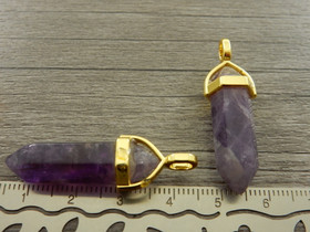 Kristalliriipus ametisti, 38x12mm, kulta/liila, 1kpl