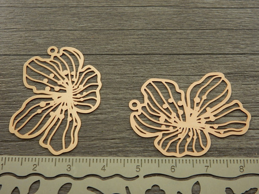 Kukkariipus, 37x30mm, ruusukulta, 1kpl