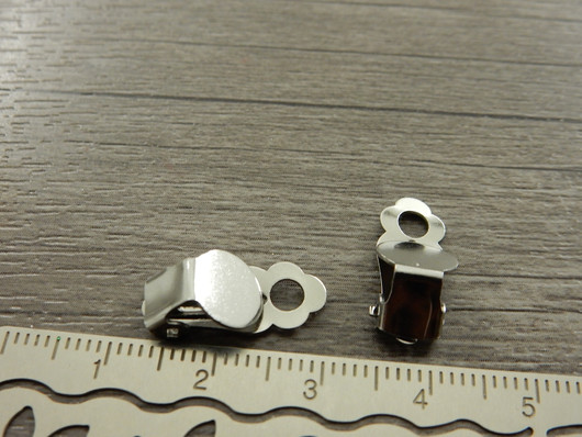 Korvakoruklipsi, 8mm, rst, 1pari