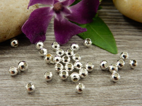 Metallihelmi, 3mm, kirkashopea, 100kpl