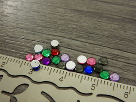 Puolihelmi strassi, 3mm, mixsetti, 100kpl