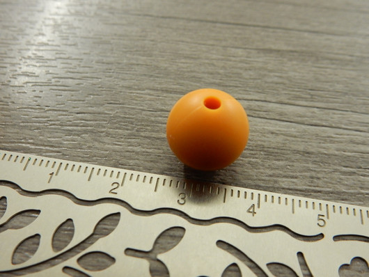 Silikonihelmi, 12mm, vaaleanoranssi, 1kpl