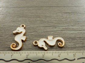 Merihevonenriipus, 21x10mm, valkoinen, 1kpl