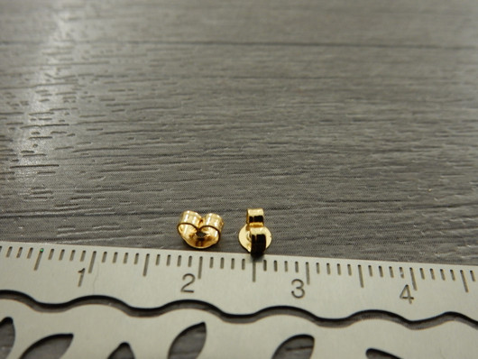 Korvakorun tausta, 4x3mm, kulta/rst, 10kpl